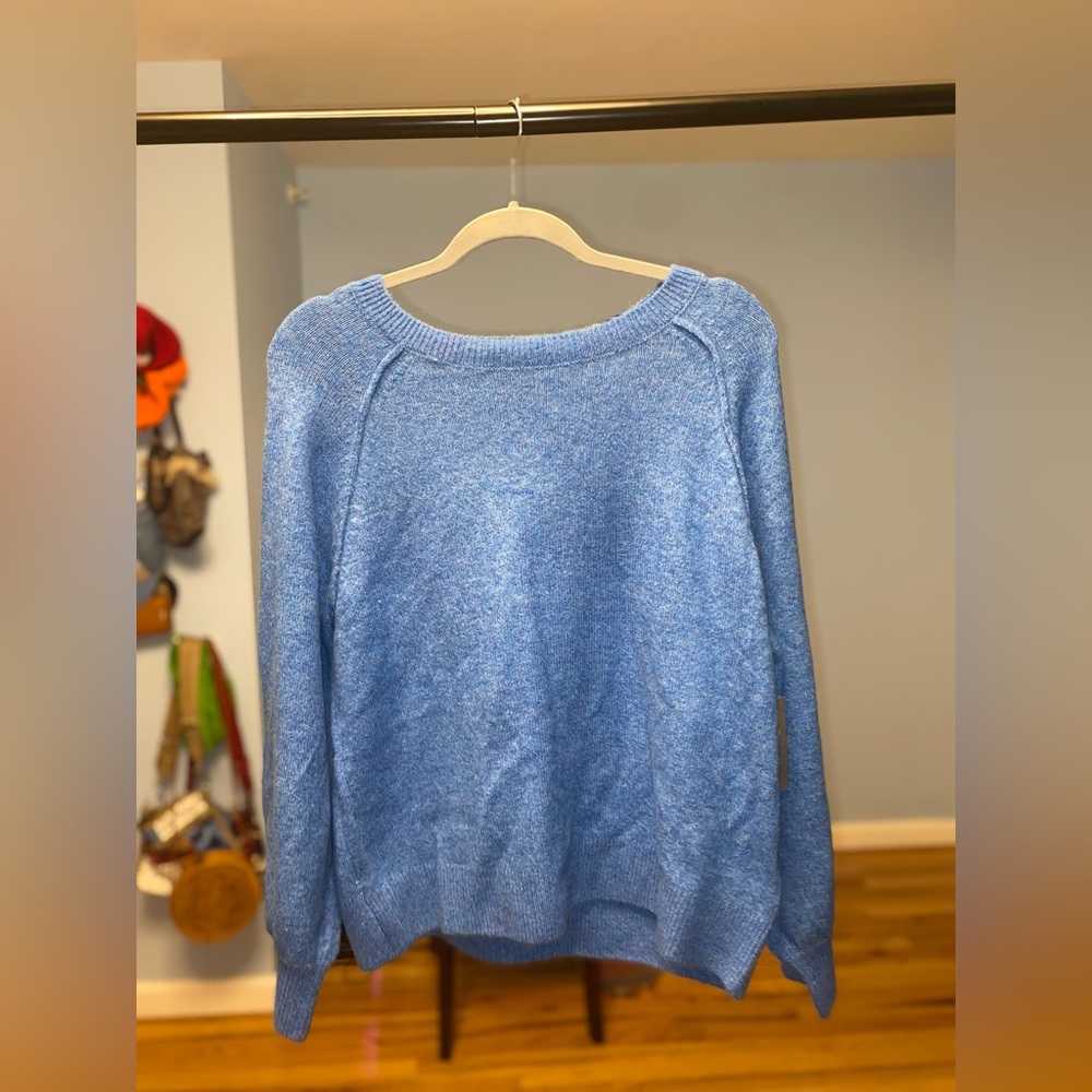 Blue Vince Camuto sweater NWT
